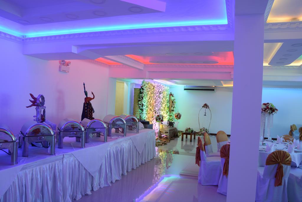 Mount Breeze Hotel Dehiwala-Mount Lavinia Exterior photo