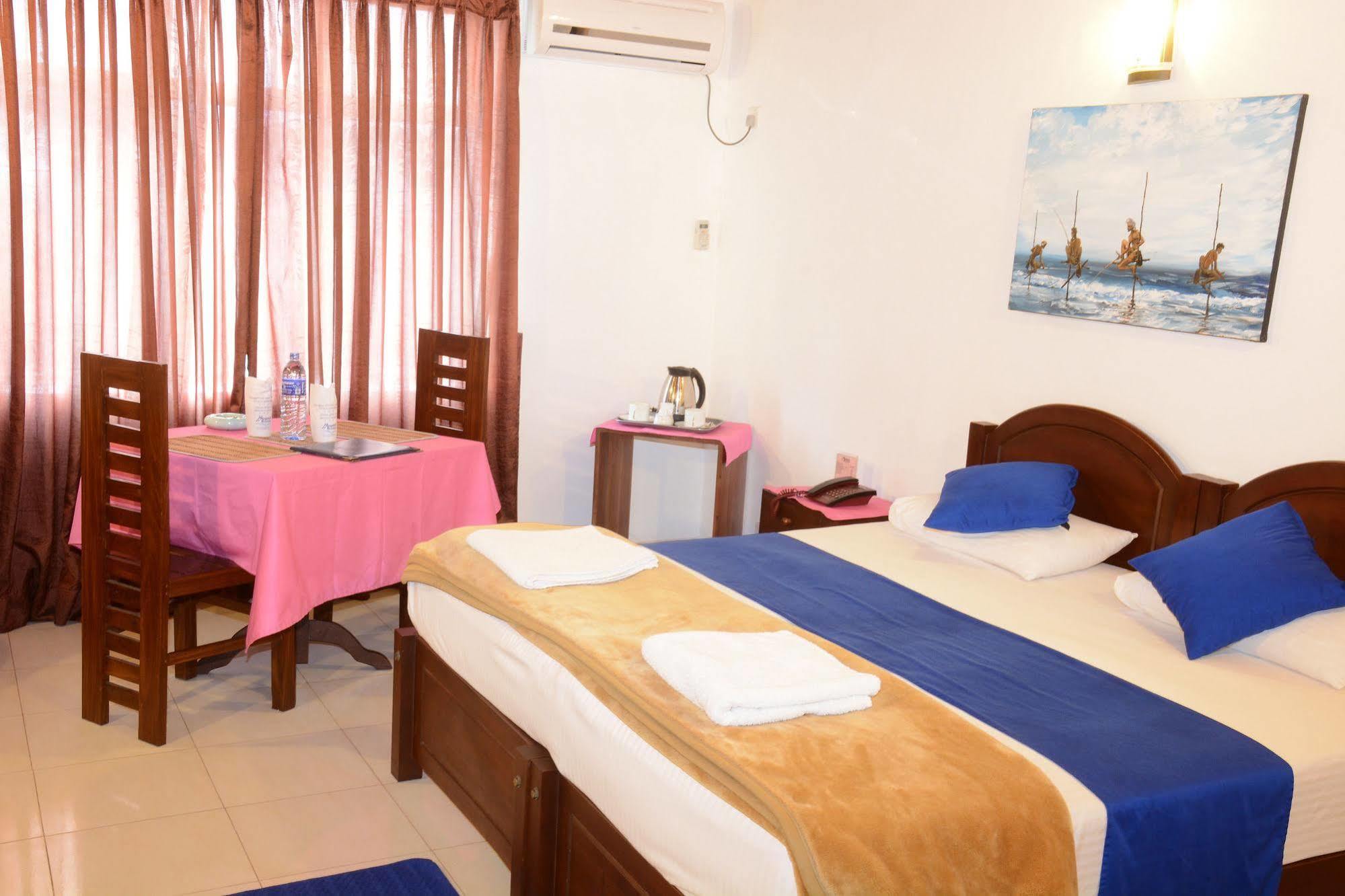 Mount Breeze Hotel Dehiwala-Mount Lavinia Exterior photo