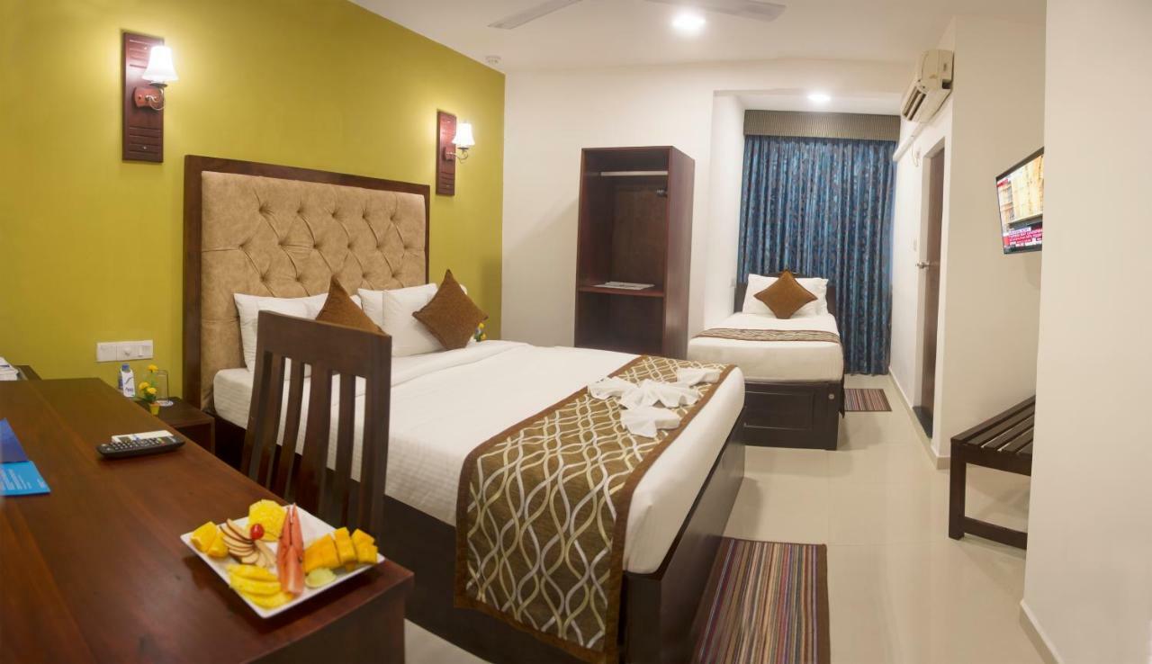 Mount Breeze Hotel Dehiwala-Mount Lavinia Exterior photo